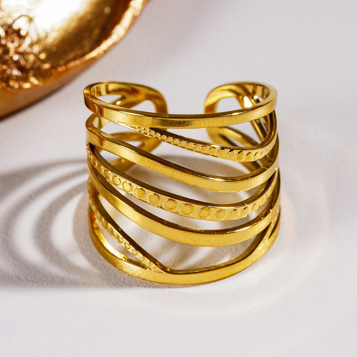 ODESA : bague texturée multicouches torsadées
