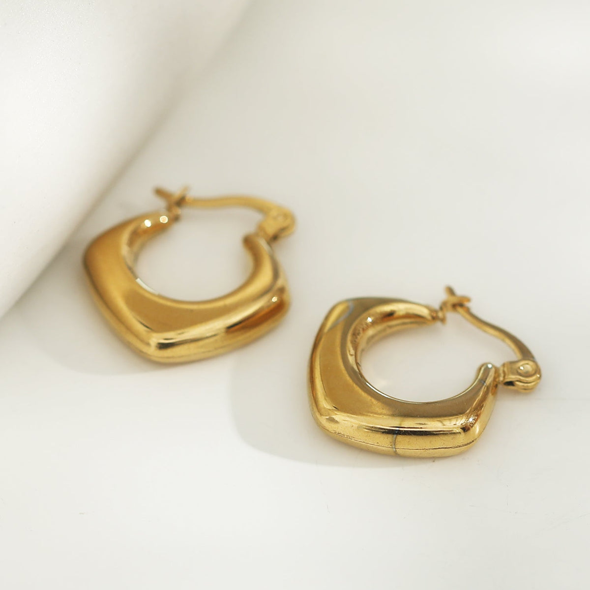 MARIYA : Boucles d'oreilles créoles rondes carrées Or