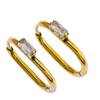 Boucles d'oreilles créoles rectangulaires CABE avec zircone solitaire rectangulaire