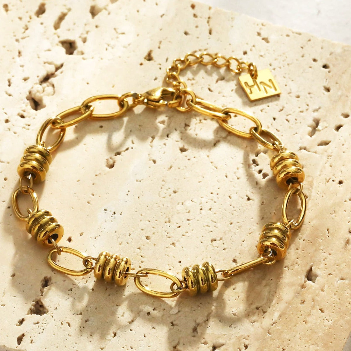 Bracelet KAMA avec maillons ovales et perles jointes