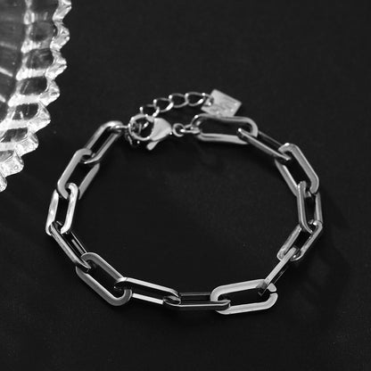JACKI : Bracelet contemporain en argent avec trombone