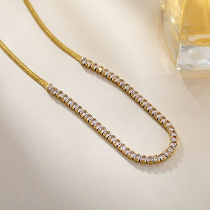 MESTIA : Collier combiné avec chaînes texturées peau de serpent et tennis