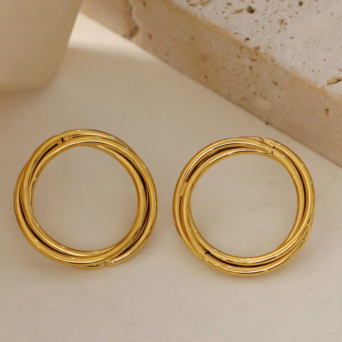 DELISIAS : Triple Harmonie - Boucles d'oreilles créoles à trois anneaux superposés