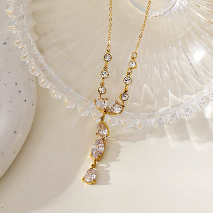 Style BUCKIE : Collier chaîne multi-pendentifs en zircone