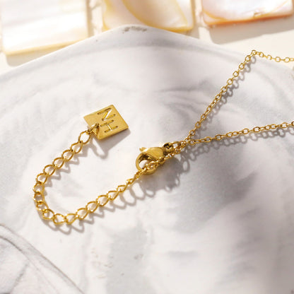 Style BUCKIE : Collier chaîne multi-pendentifs en zircone