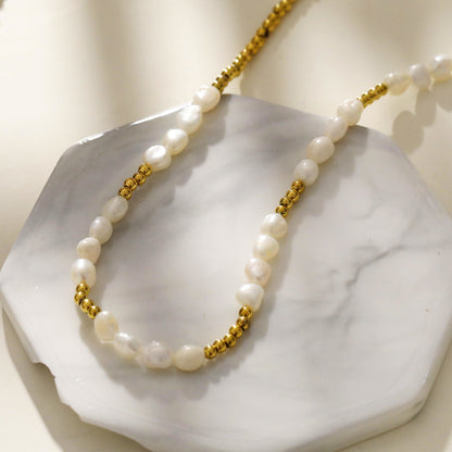HELGA : Brins de beauté - Collier perles et billes mélangées