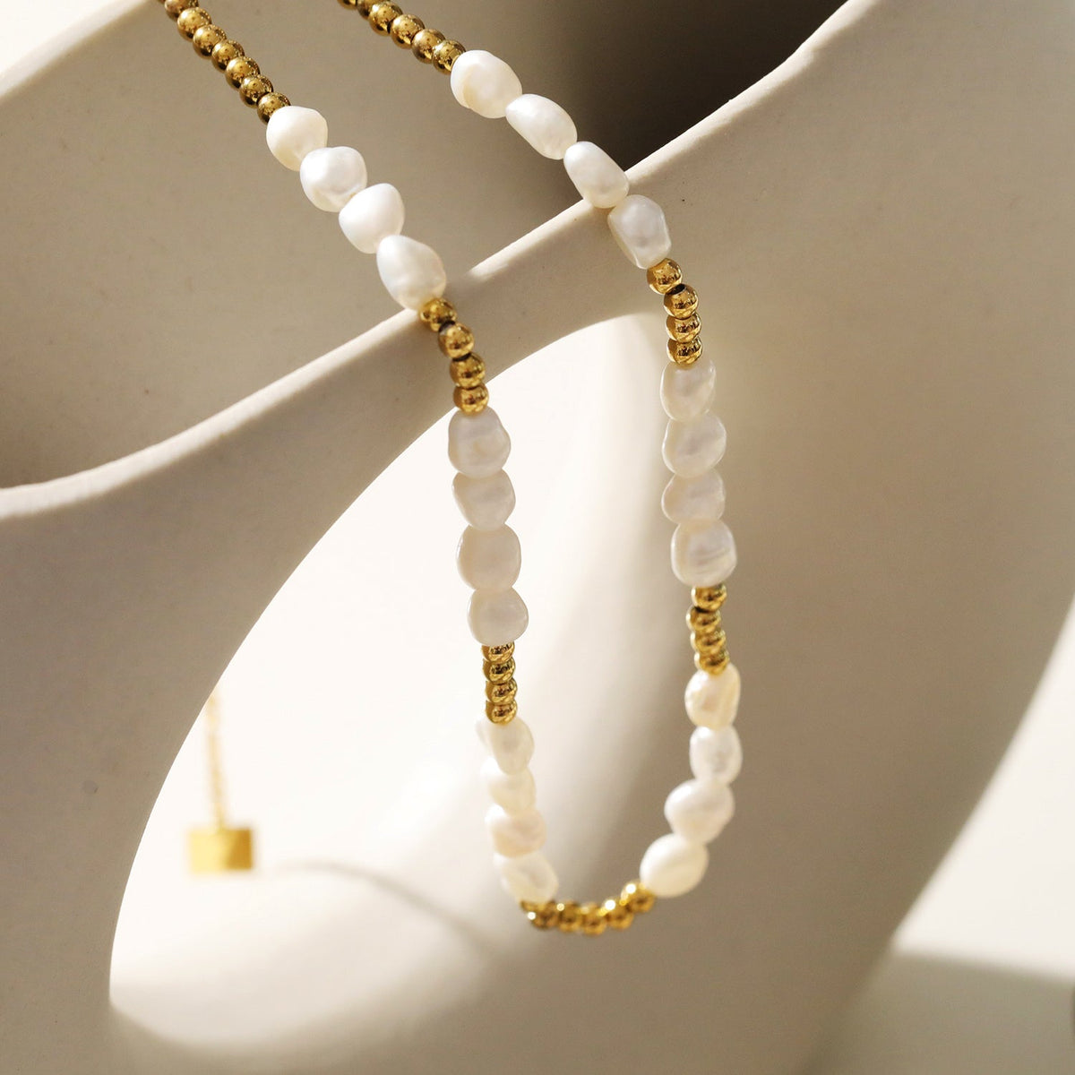 HELGA : Brins de beauté - Collier perles et billes mélangées