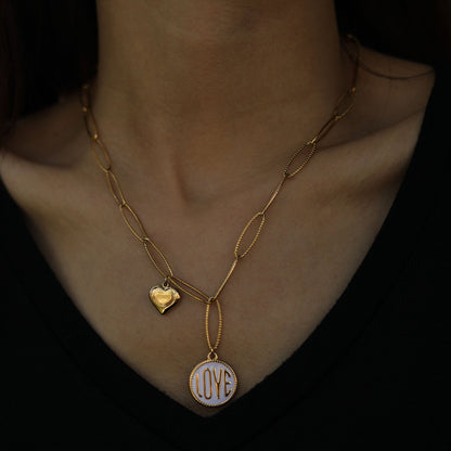 Collier contemporain avec pendentif script EMMA Rétro LOVE