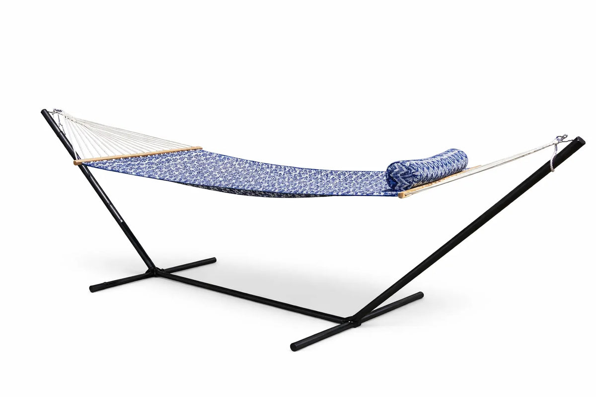 Deluxe Quilted Hammock with 3-Beam Stand