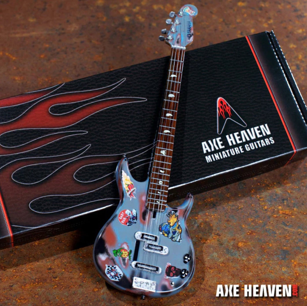 Mini-guitare basse Rat Rod de Michael Anthony
