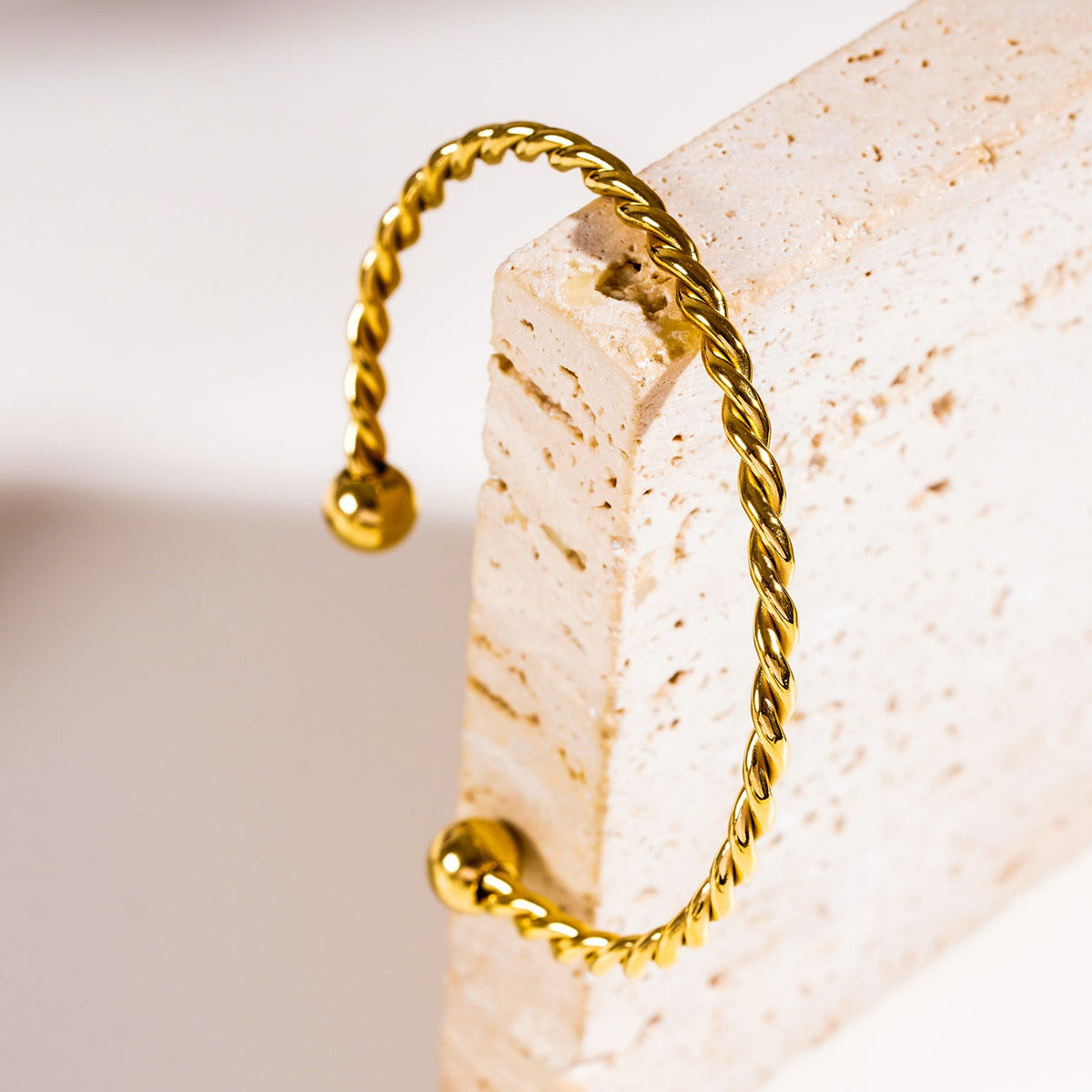 SAFIYA : Élégance tressée - Bracelet réglable en corde avec perles