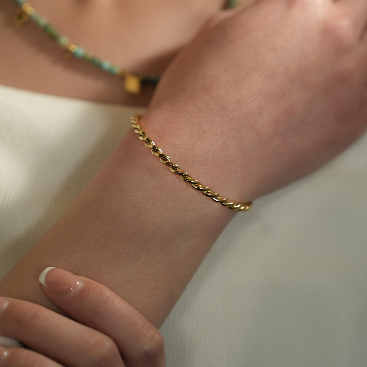 SAFIYA : Élégance tressée - Bracelet réglable en corde avec perles