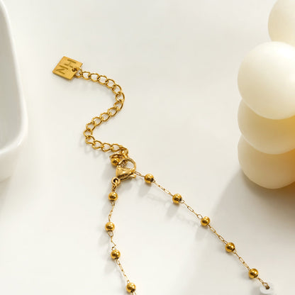 SANTA CRUZ Blanc : Collier chaîne en perles de pierre blanches et dorées
