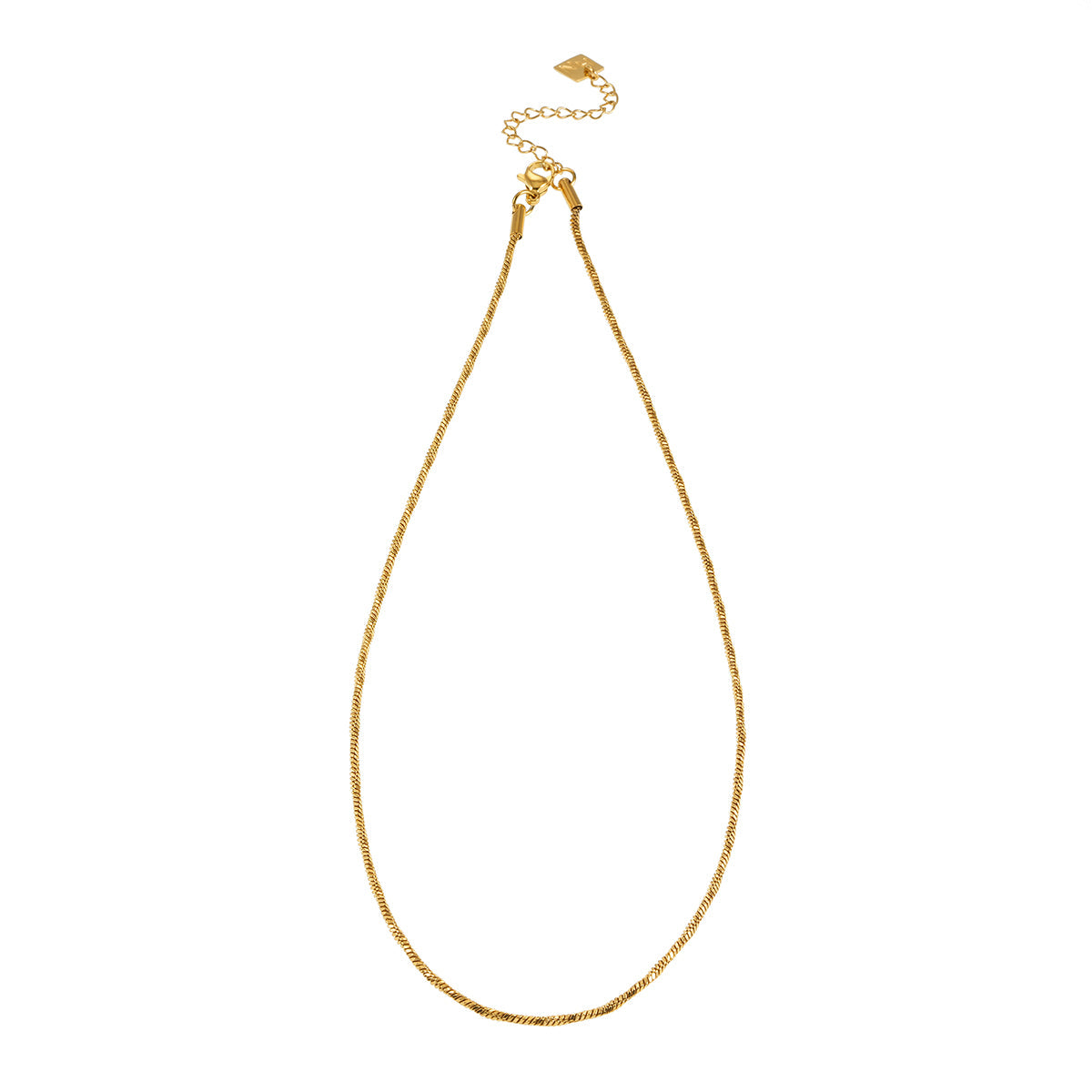 SKAGWAY : Collier en chaîne avec textures torsadées minimalistes en or
