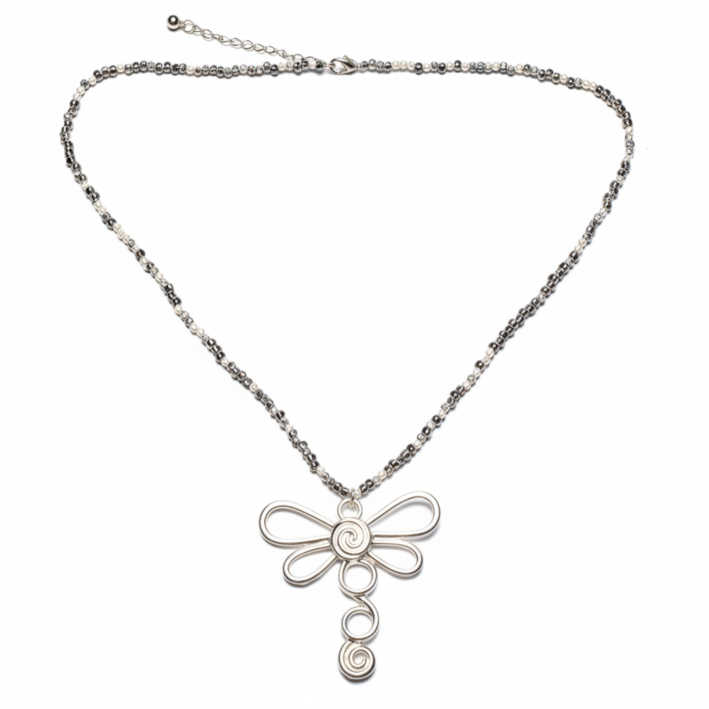 Collier Libellule Sur Cube. Chaîne En Plaqué Argent