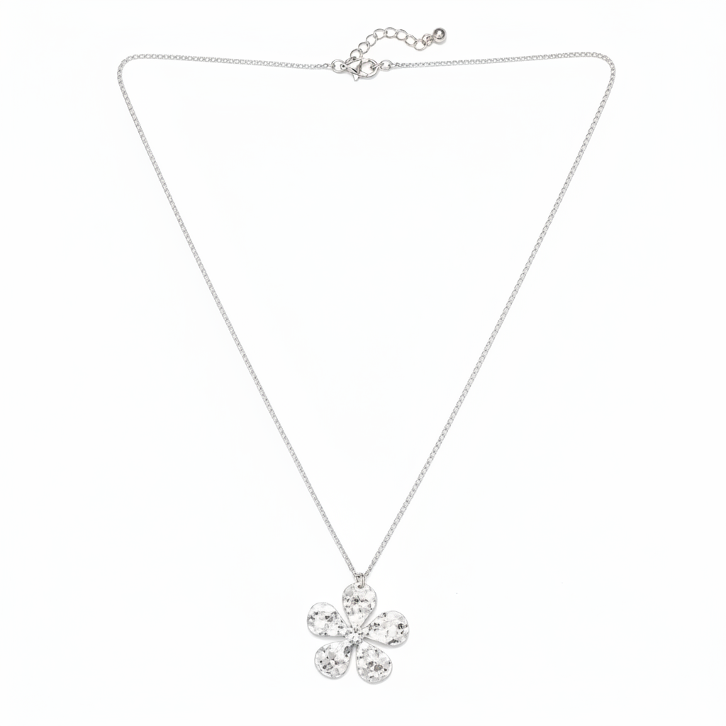 Pendentif Fleur Martelé Sur Chaîne - Plaqué Argent (SP105)