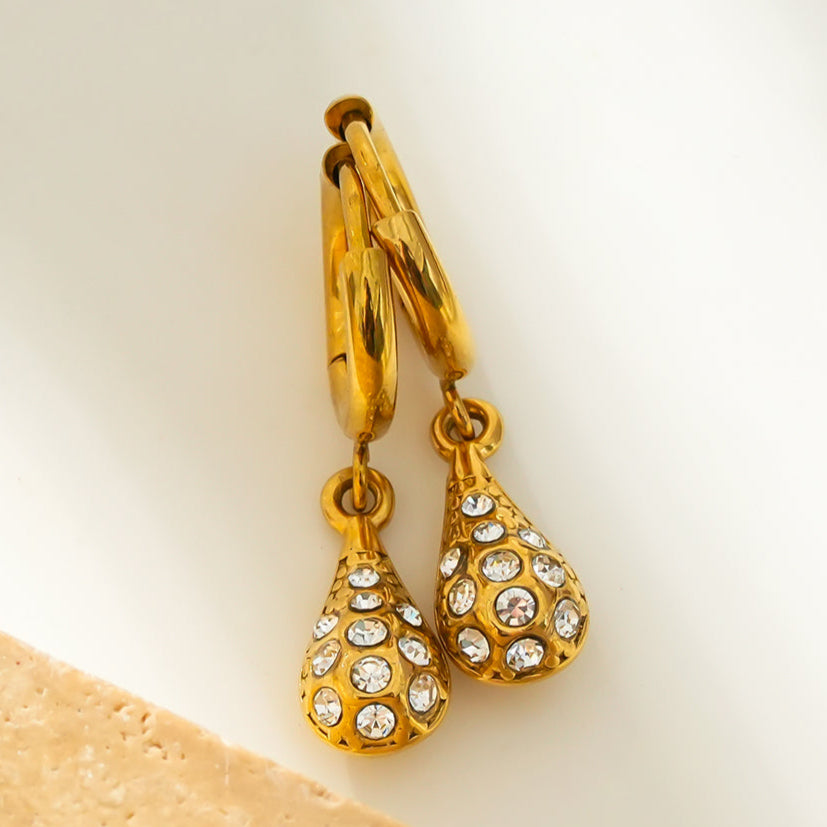 TOAS Gold : Mini créoles avec breloque en forme de perle incrustée de zircone