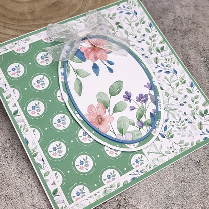 The Paper Boutique Blocs de papier décoratif Sunny Gardens 20,3 cm x 20,3 cm