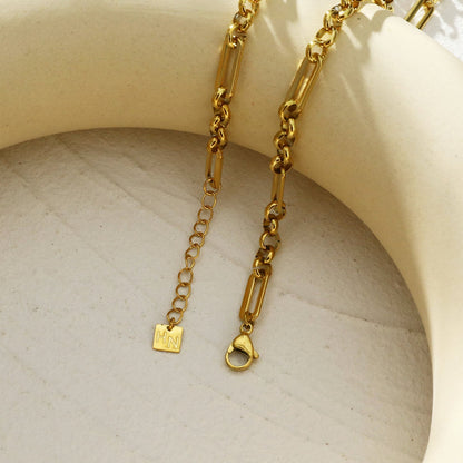 VALENCE Collier multi-maillons et perles à l'allure discrète
