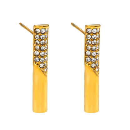 VOLTAMI Gold: Minimalist Pavé Zirconia Embedded Bar Stud Earrings