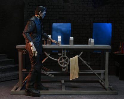 Universal Monsters Frankenstein Accessory Set