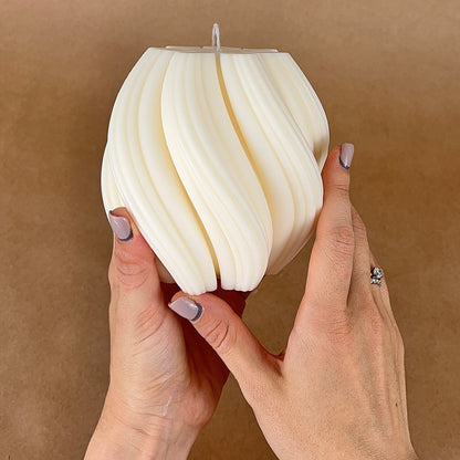 Grande bougie en cire de soja spirale | Pilier décoratif sans parfum