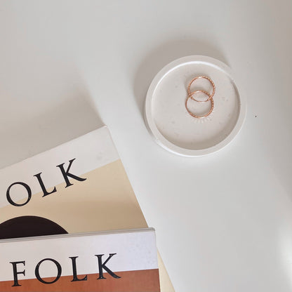 Petit Plateau Rond en Jesmonite : Décoration Scandi