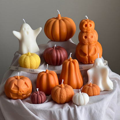 Ensemble de bougies en cire de soja faites à la main en forme de citrouille : Décoration d'automne