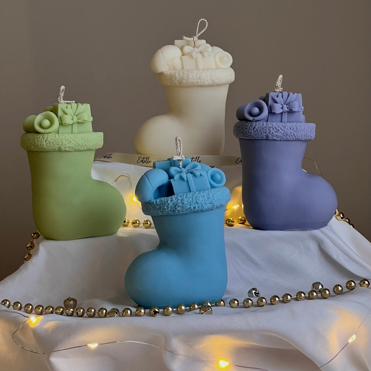 Grande bougie de Noël en forme de chaussette : Décoration festive en cire de soja coulée à la main