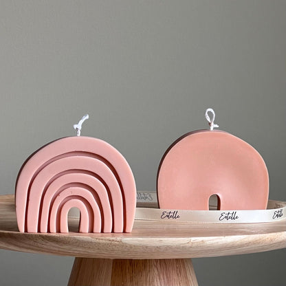 Bougie Arc-en-ciel en Cire de Soja : Décoration Sculpturale Faite Main