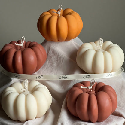 Bougie artisanale citrouille d'automne : Décoration sculpturale en cire de soja