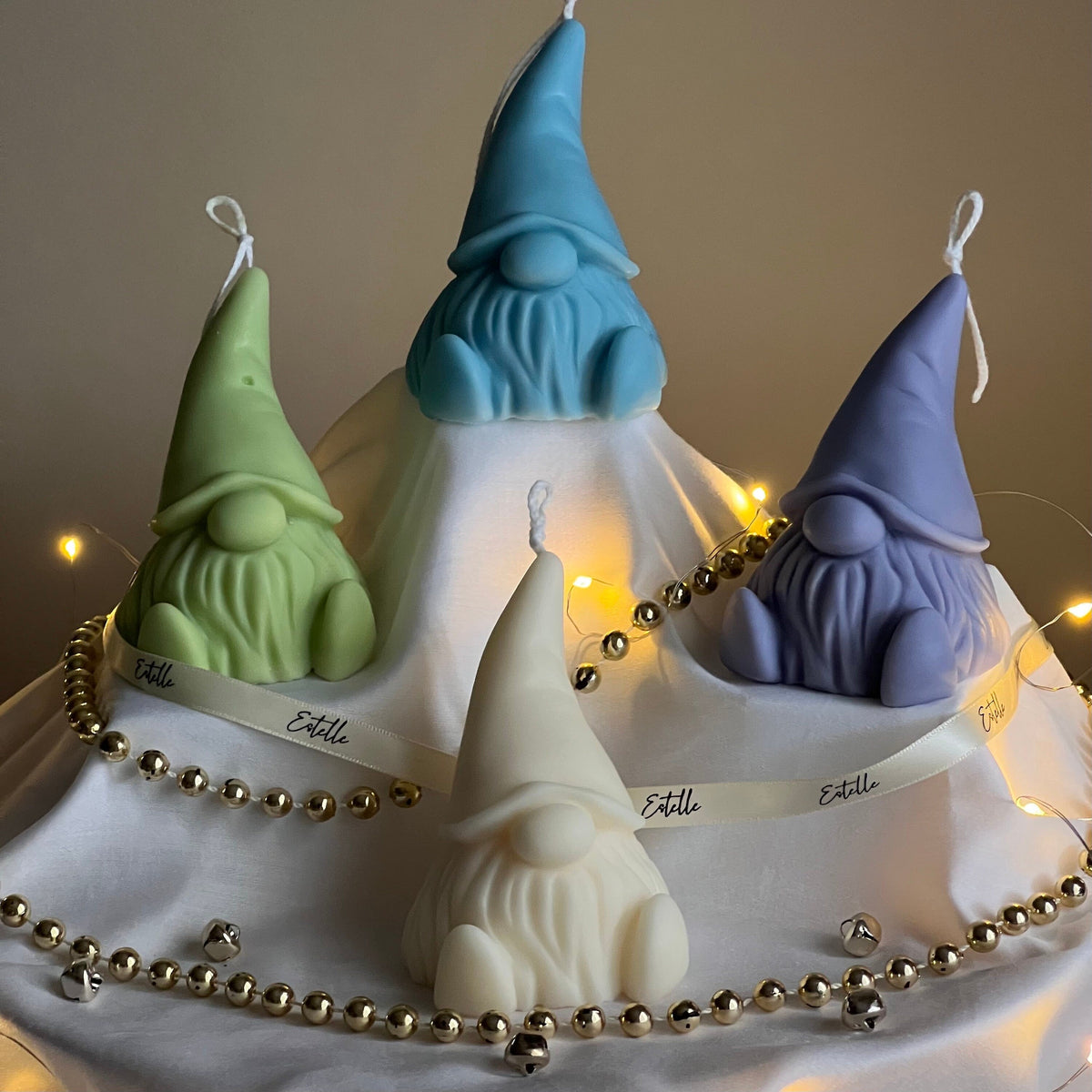 Bougie Gnomne en Soja Coulée à la Main : Cadeau Décoration de Noël