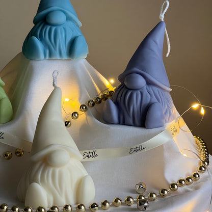 Bougie Gnomne en Soja Coulée à la Main : Cadeau Décoration de Noël