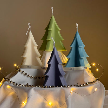 Bougie au soja sapin de Noël fait main : Décor festif minimaliste