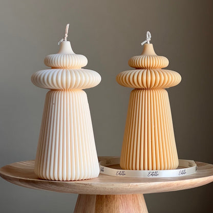 Grande bougie pilier côtelée en cire de soja | Décoration sculpturale pour la maison