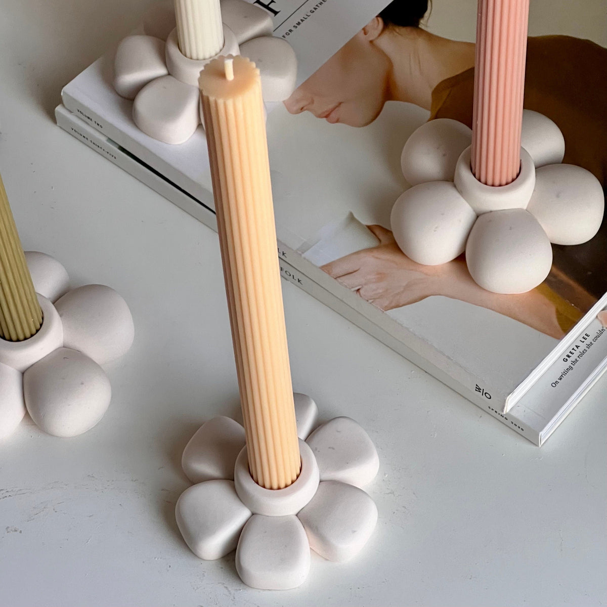 Bougeoir Fleur en Jesmonite : Décoration de Table Faite Main