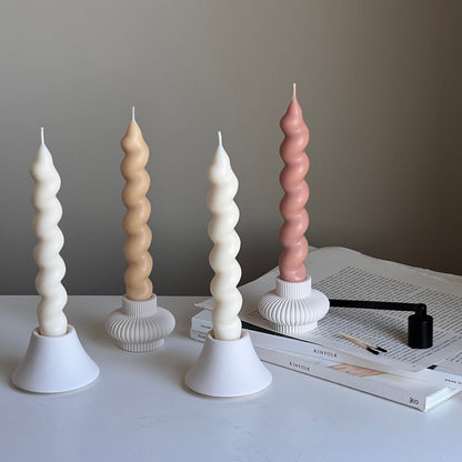Chandelle conique torsadée en cire de soja | Bougies pour dîner romantique