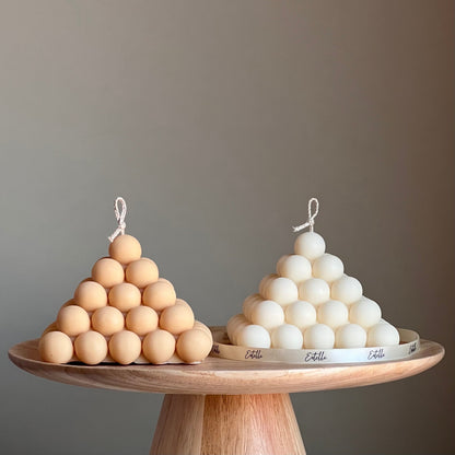 Grande bougie pyramide à bulles : Décoration d'intérieur végétalienne en cire de soja faite à la main