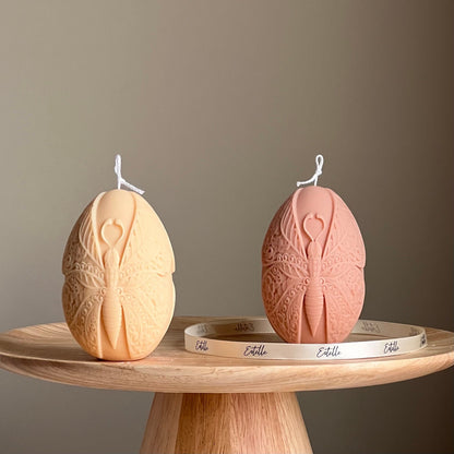 Bougie artisanale œuf de Pâques : Motif papillon, Décoration de printemps