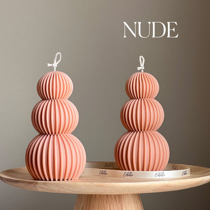 Bougie Pilier en Soja Ondulée Côtelée | Décoration Scultpturale