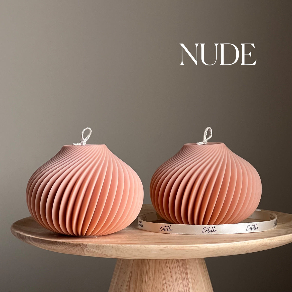 Bougie spirale artisanale en cire de soja : Décoration d'intérieur minimaliste