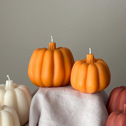 Ensemble de bougies en cire de soja faites à la main en forme de citrouille : Décoration d'automne