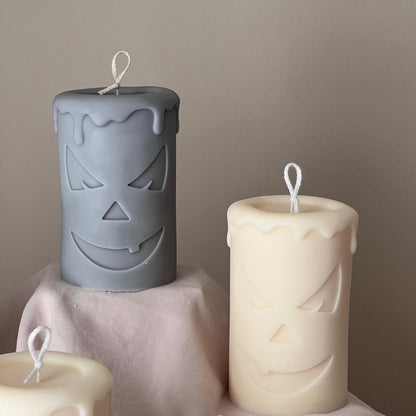 Bougie d'Halloween en cire de soja faite main avec visage de citrouille effrayant | Décoration d'Halloween