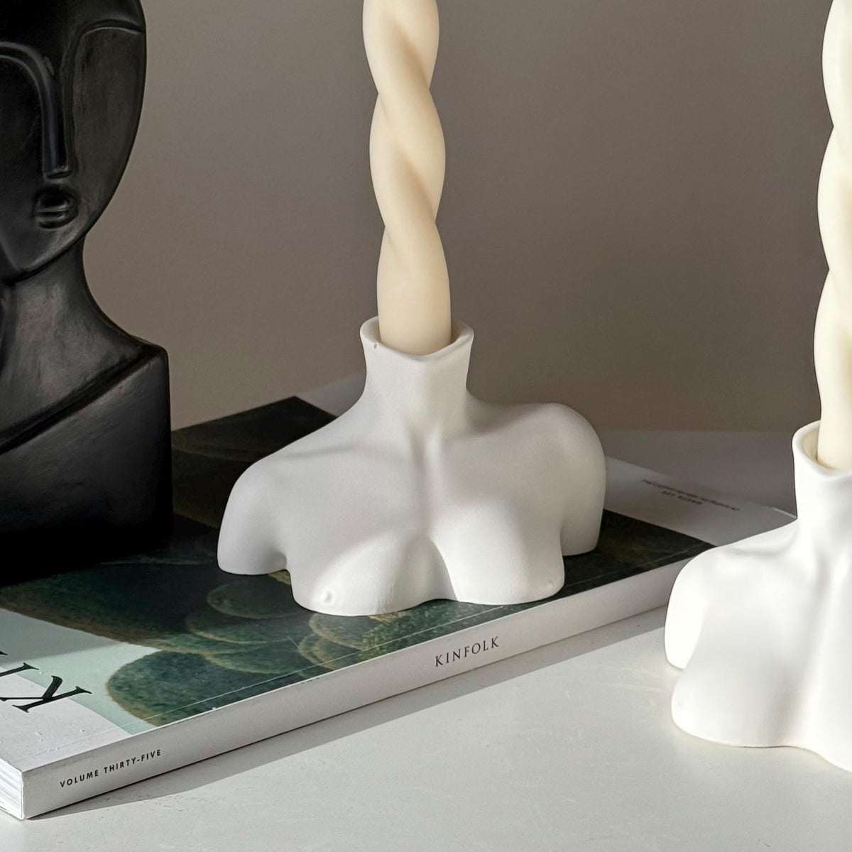Bougeoir Buste : Décoration d'Intérieur Minimaliste en Jesmonite
