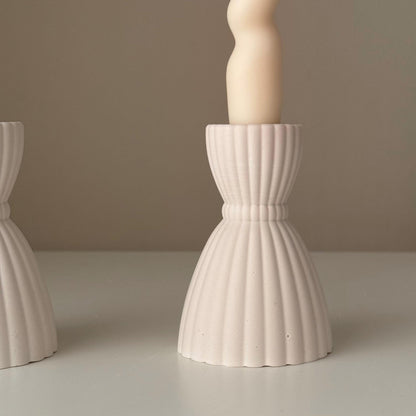 Bougeoir Robe de Mariée : Décoration de table en jesmonite