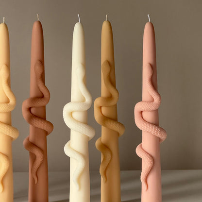 Bougie pilier cylindrique en cire de soja serpent effilée : Bougie décorative en forme de colonne