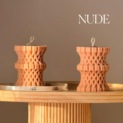 Bougie colonne tressée | Bougie sculpturale artisanale | Décoration d'intérieur moderne