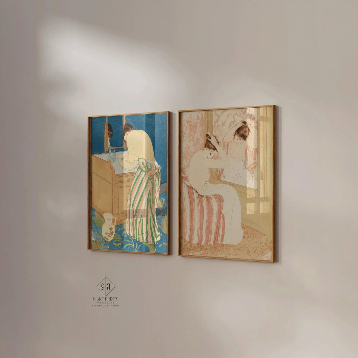 Mary Cassatt DUO DÉCLARATION - Femme se baignant et La Coiffure |  | Célèbre art impressionniste disponible encadré