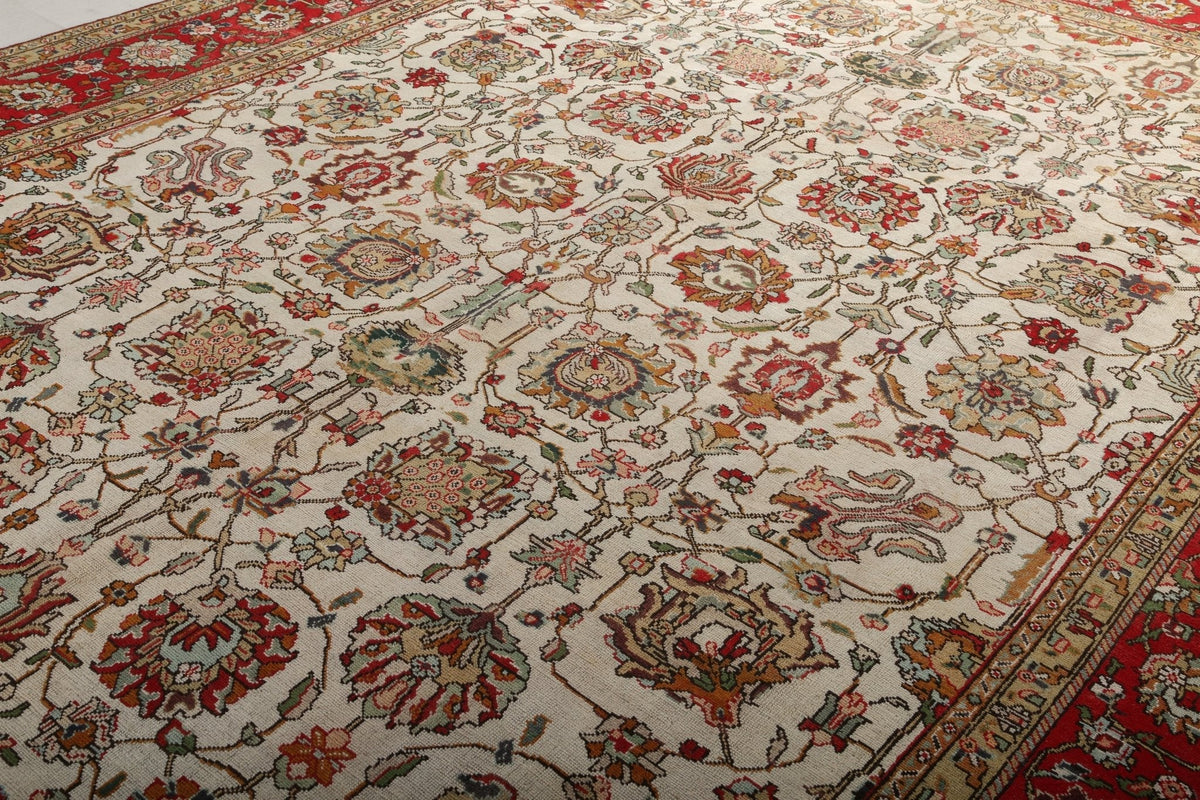 Persian Tabriz Rug | 9' 5" x 12' 10"
