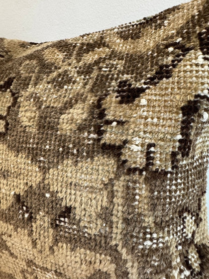 Pillow No. 004 | 16" x 16"